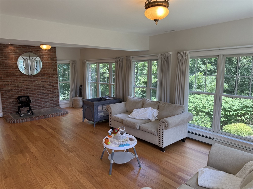 9 Bagnall Ave 1