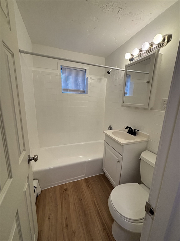 707 Bedford Street 6