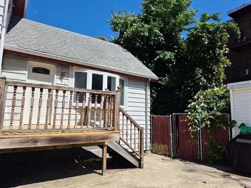 36-38 Wentworth St