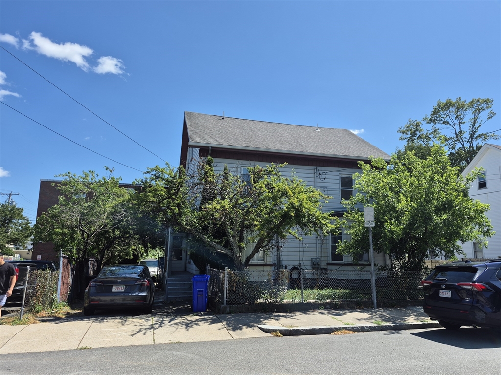 Photo of 36-38 Wentworth St, Malden, MA