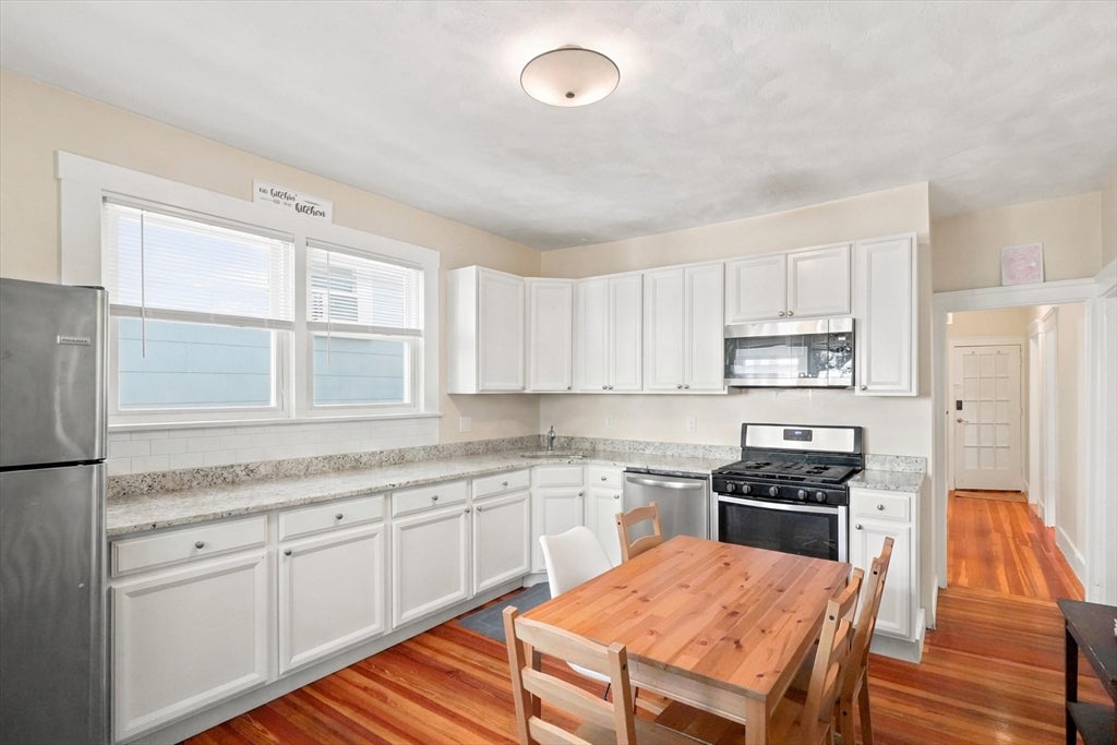 17 Dow St, Somerville, MA Photo #28