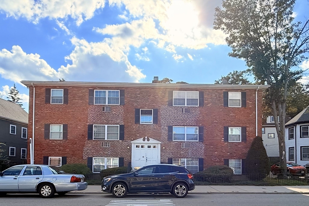 217 Neponset Ave 33