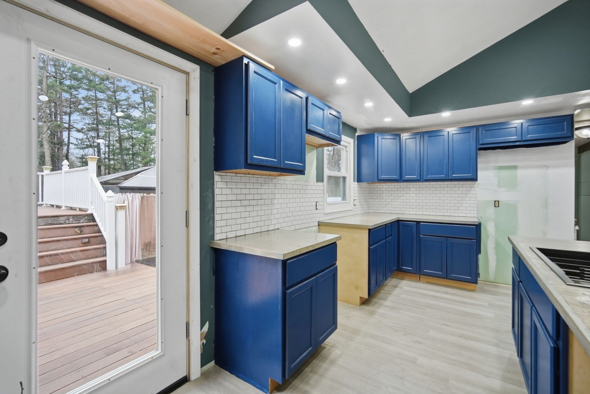 71 Sun Valley Rd, Holyoke, MA, 71 Sun Valley Rd, Holyoke, MA Photo #14
