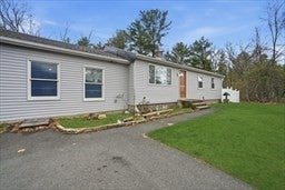 71 Sun Valley Rd, Holyoke, MA, 71 Sun Valley Rd, Holyoke, MA Photo #2