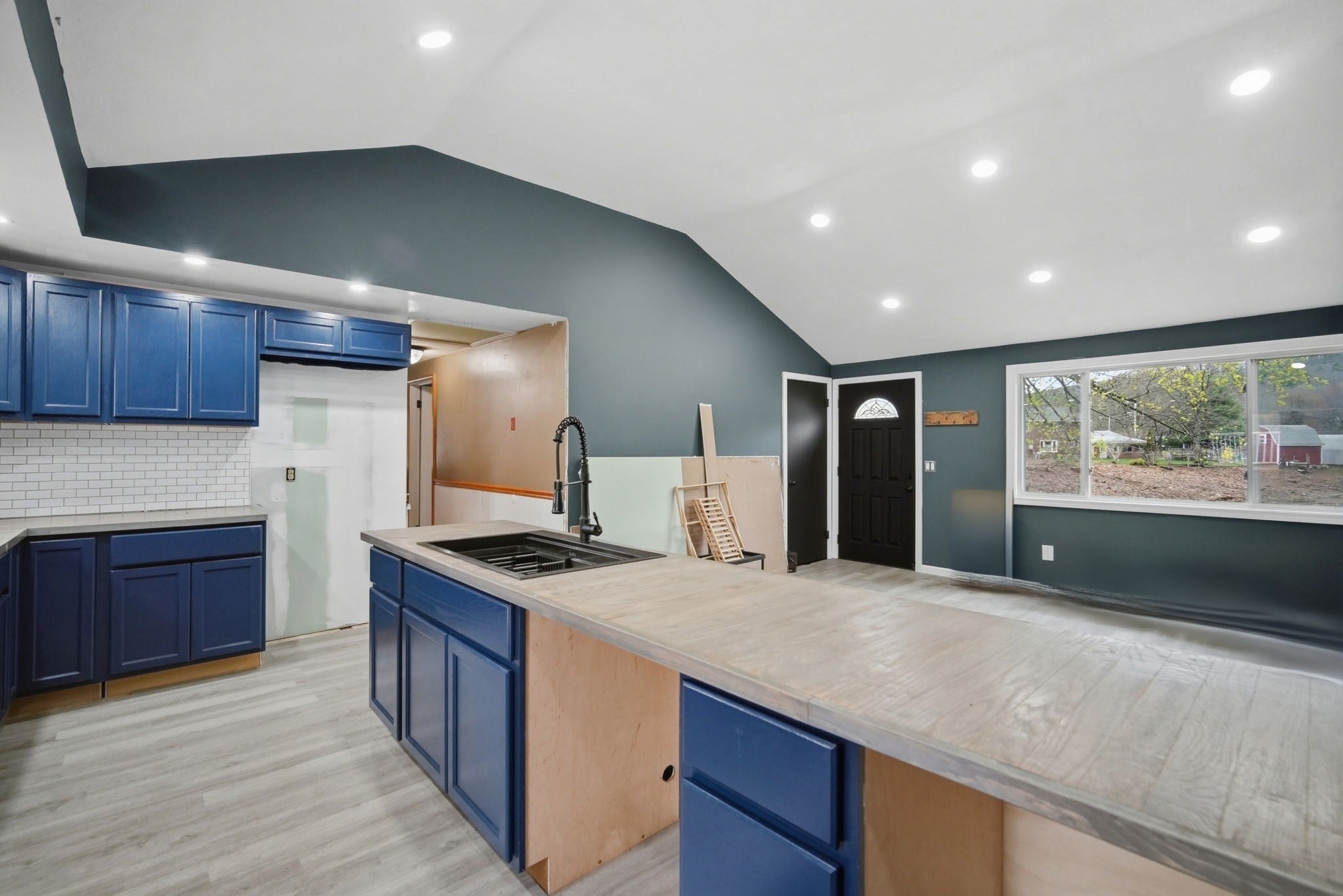 71 Sun Valley Rd, Holyoke, MA, 71 Sun Valley Rd, Holyoke, MA Photo #12