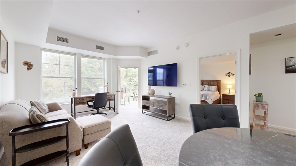 38 Village Rd 308