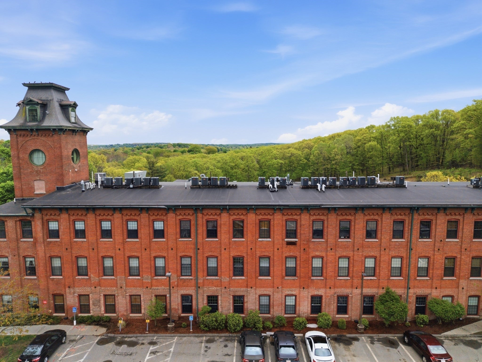 1511 Main St