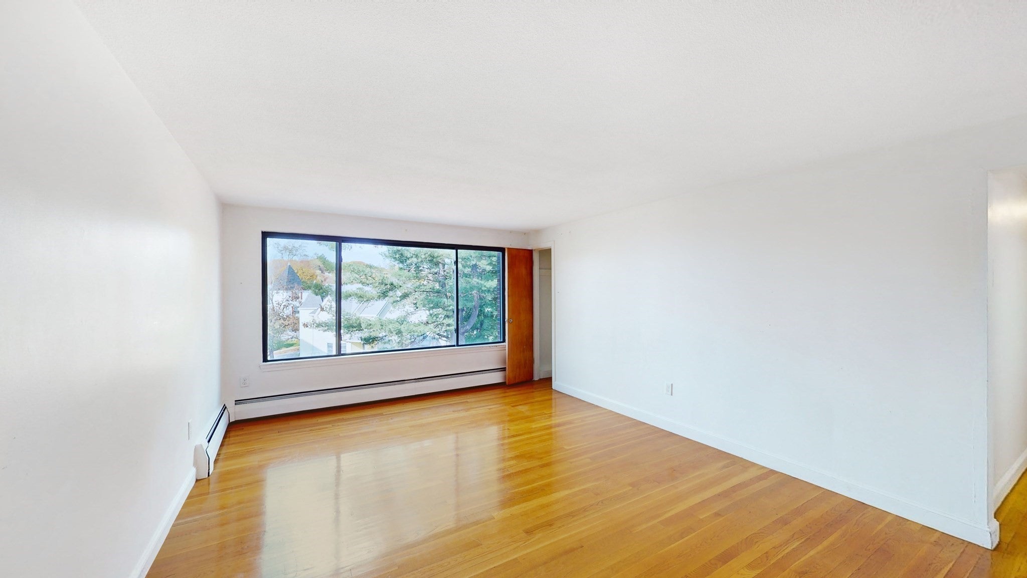 Click for 189 W. Wyoming Ave #31, Melrose, MA slideshow