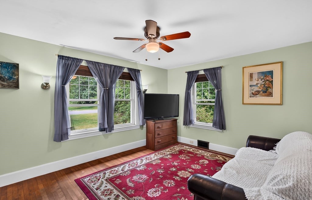 46 Tilton Ave, Lunenburg, MA Photo #11