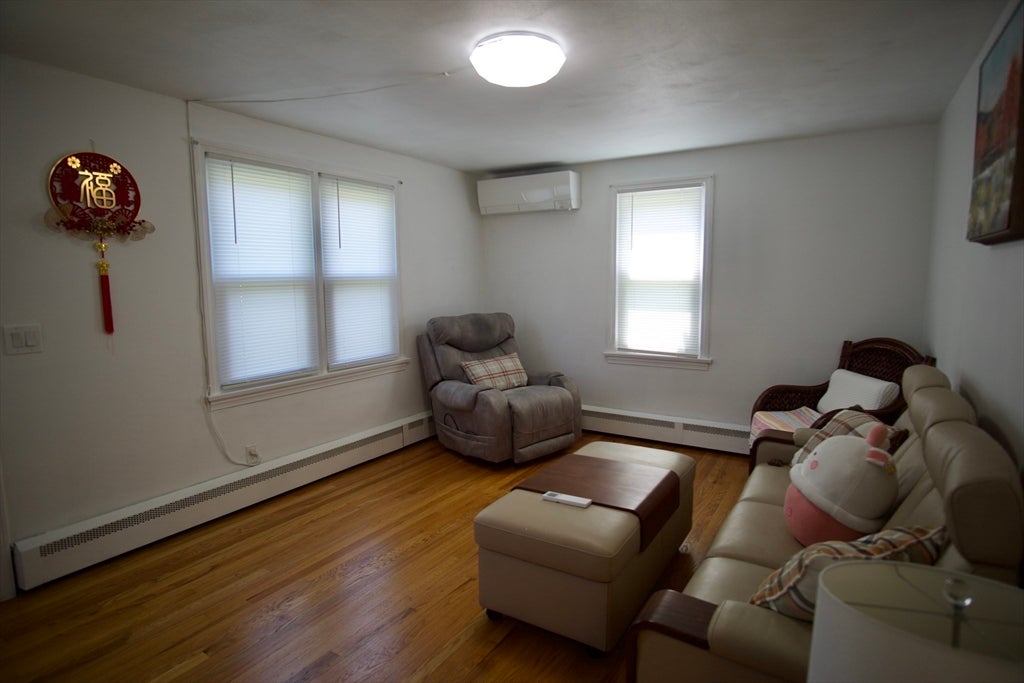 24 Herbert St, Longmeadow, MA Photo #9