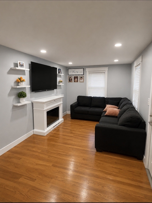 24 Warren Ave, Stoughton, MA Photo #3