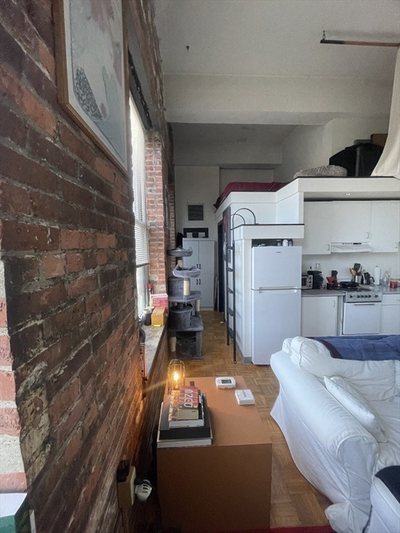 61 Brookline Avenue 301