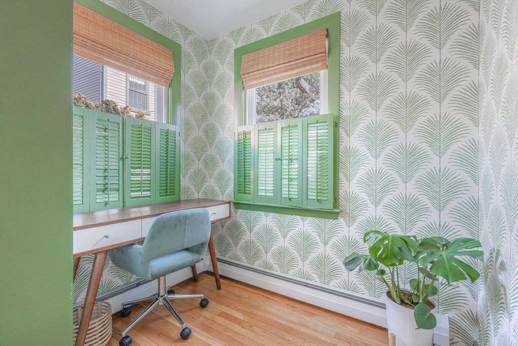 Photo 3 Photo 3