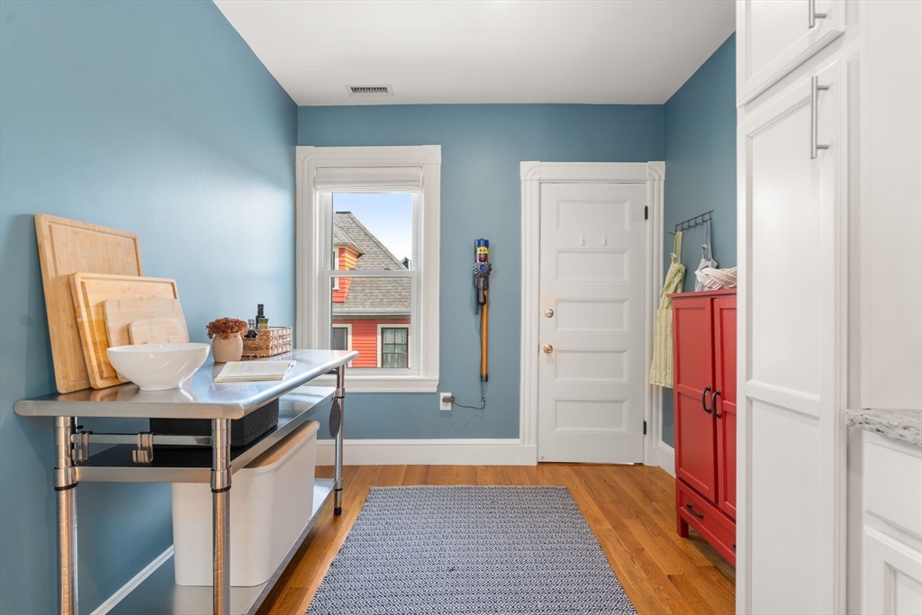 85 Meridian Street 2