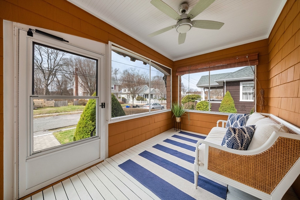 5 Frankwood Ave