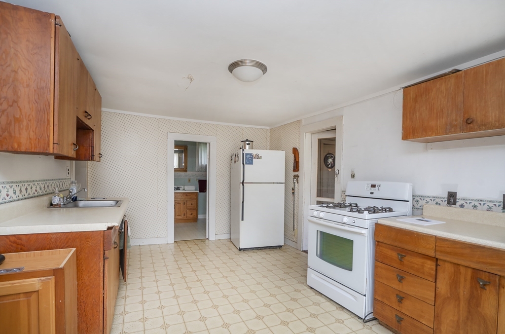 15 Beacon St