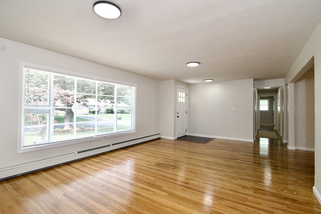 25 W Crystal Brook Dr