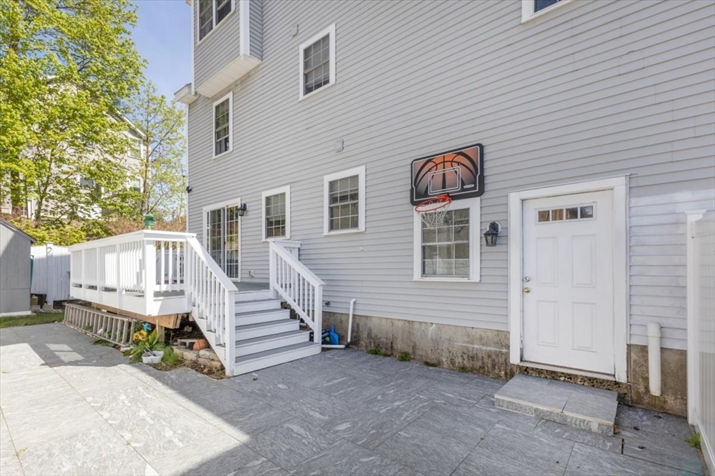 134 Nahant St B