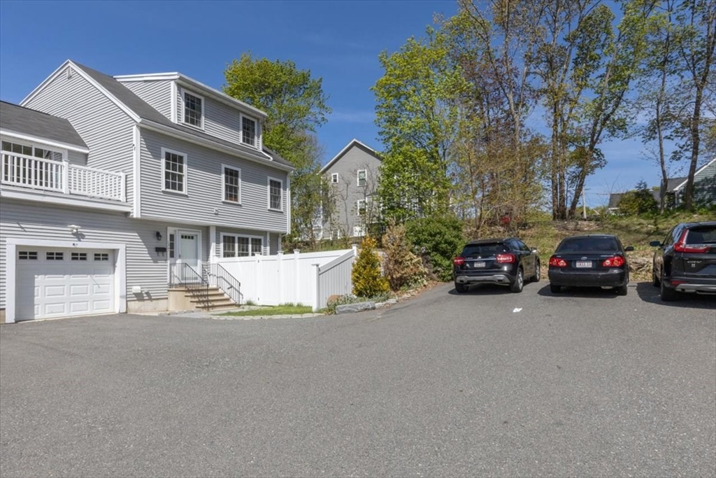 134 Nahant St B