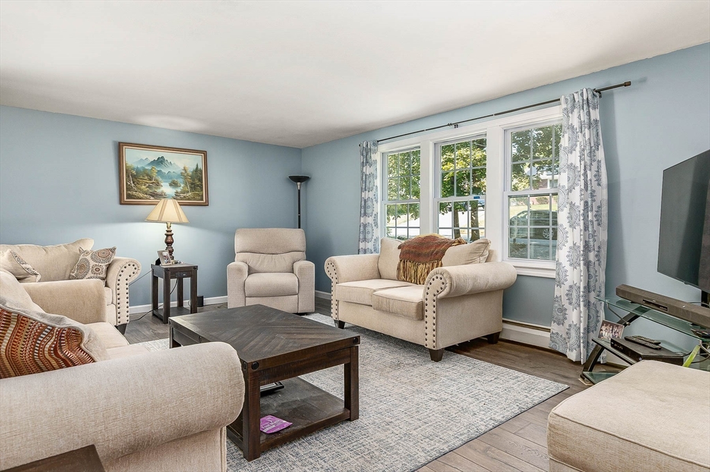8 Old County Road, Amesbury, MA Photo #7