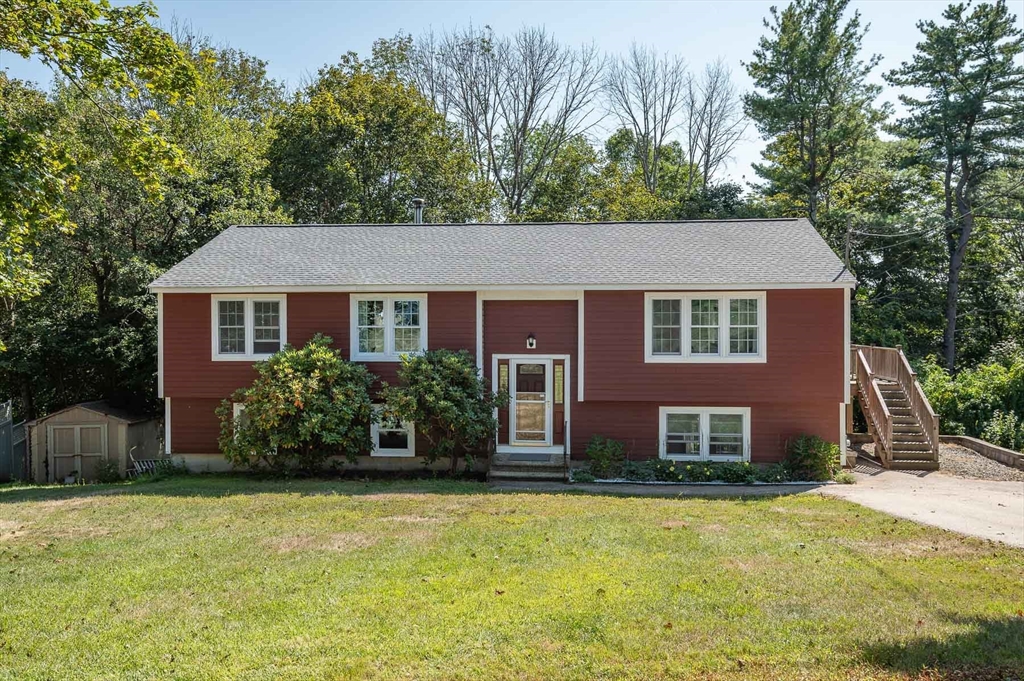 8 Old County Road, Amesbury, MA Photo #1