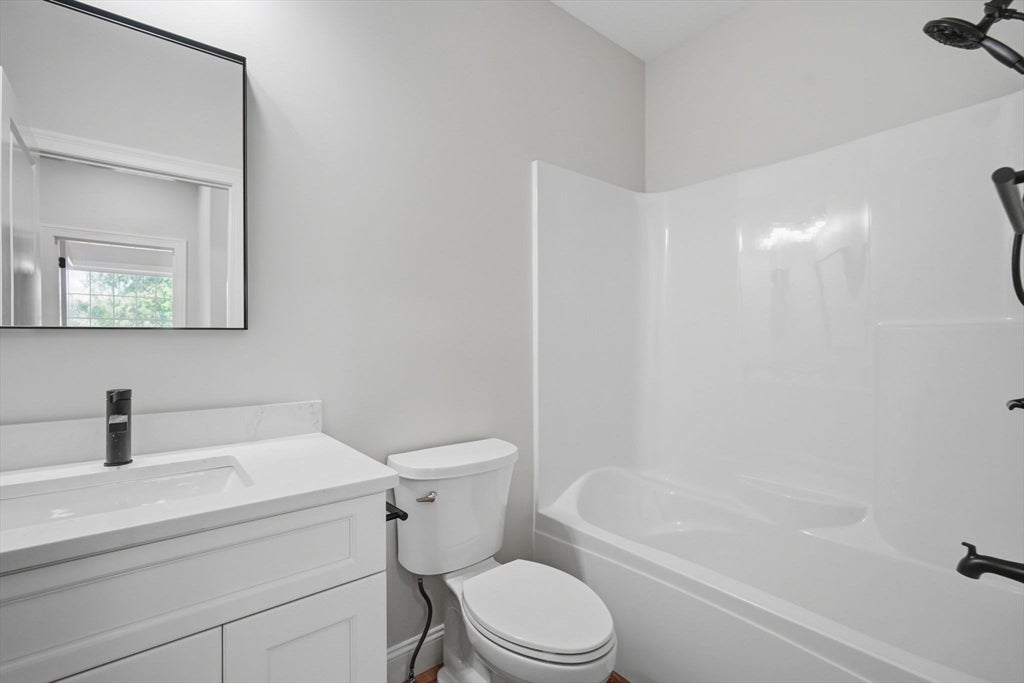 2 Skinnerwoods Way #2, South Hadley, MA, 2 Skinnerwoods Way #2, South Hadley, MA Photo #23