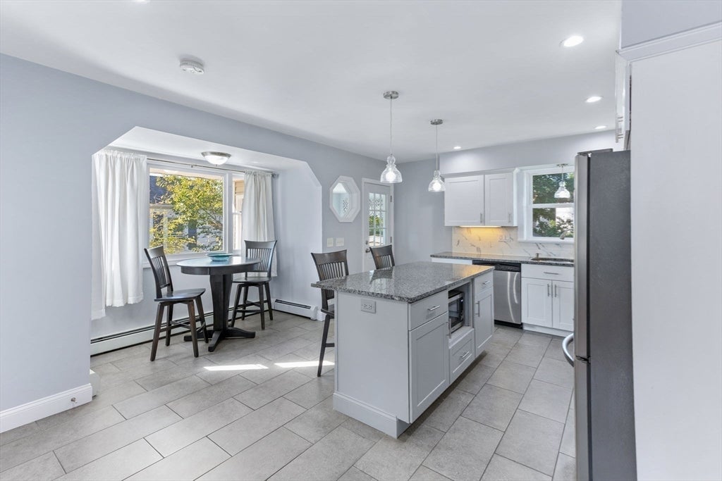 32 Cottage St, Taunton, MA, 32 Cottage St, Taunton, MA Photo #6