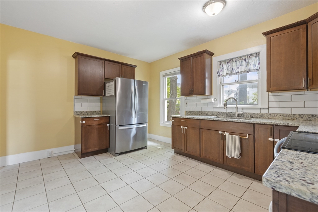 38 Clinton Street, Taunton, MA, 38 Clinton Street, Taunton, MA Photo #7