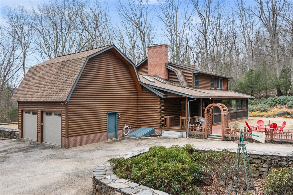 41 Ladd Road