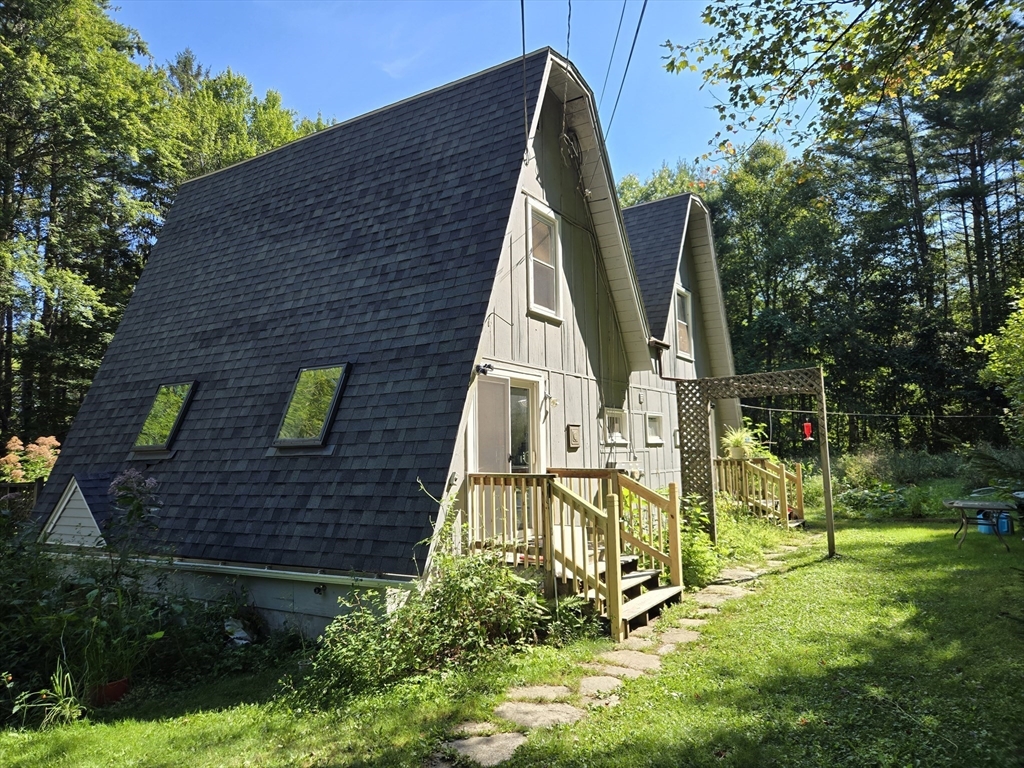 121 Amherst Rd