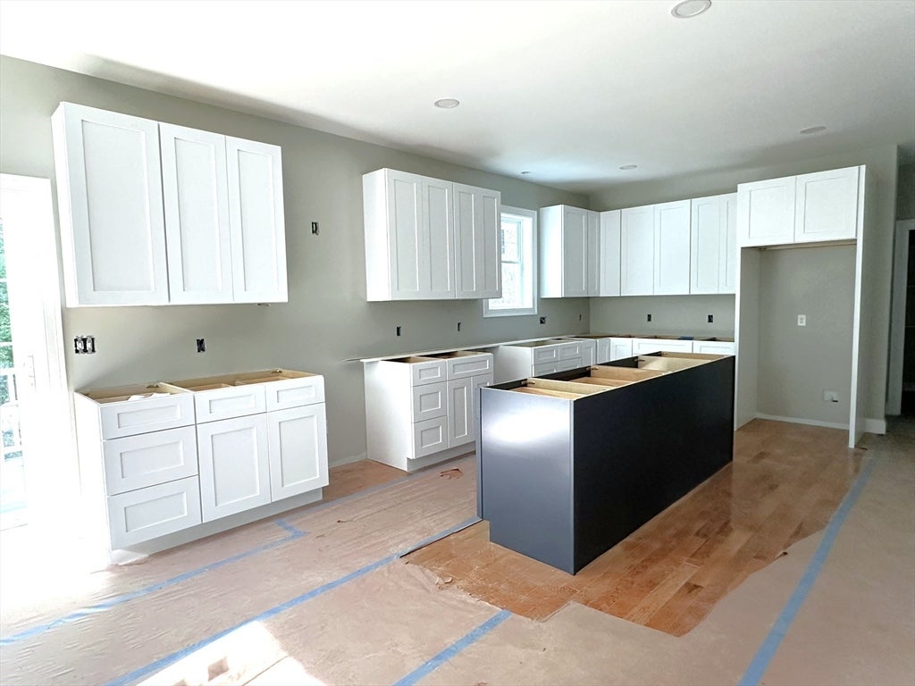 3 Clermont Way, Freetown, MA, 3 Clermont Way, Freetown, MA Photo #6