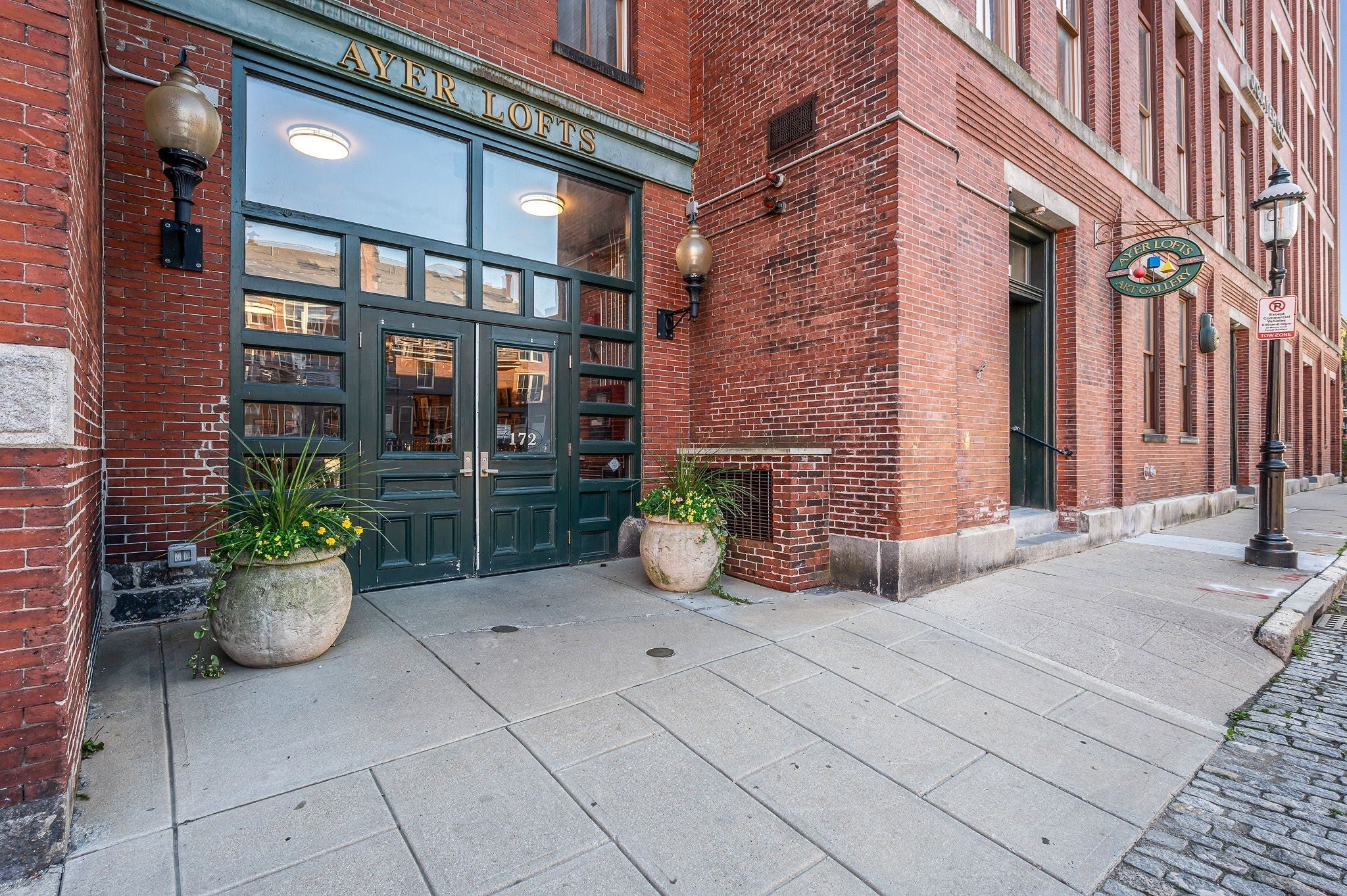 172 Middle St #204, Lowell, MA, 172 Middle St #204, Lowell, MA Photo #1