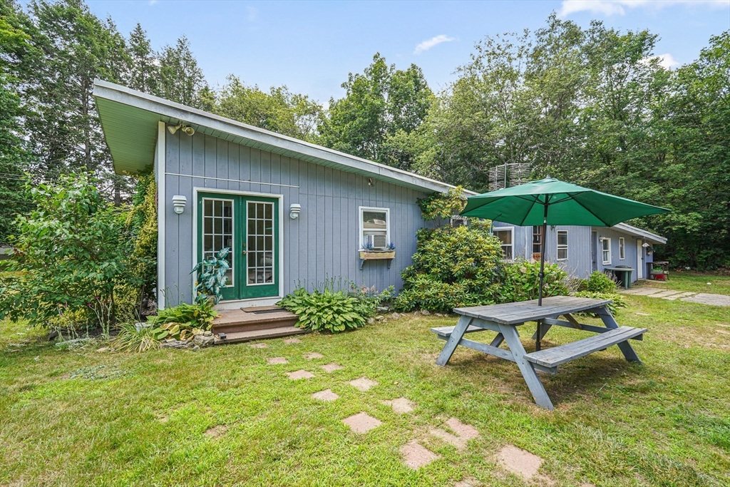 144 Pleasant St