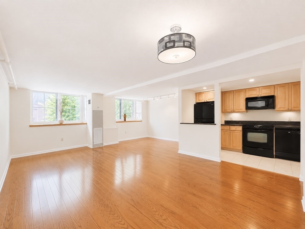 200 Market St 204