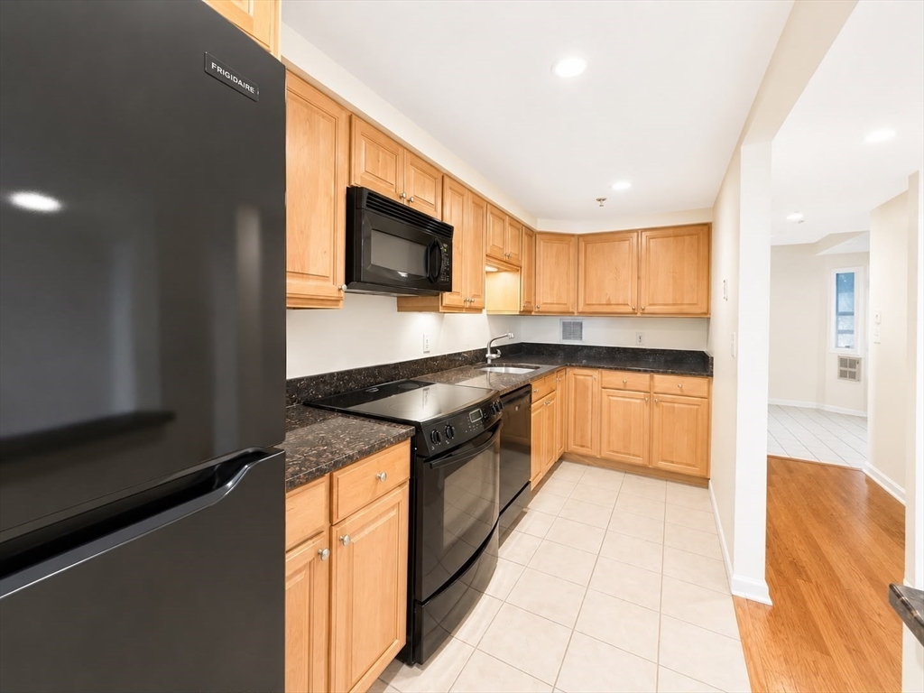 200 Market St 204