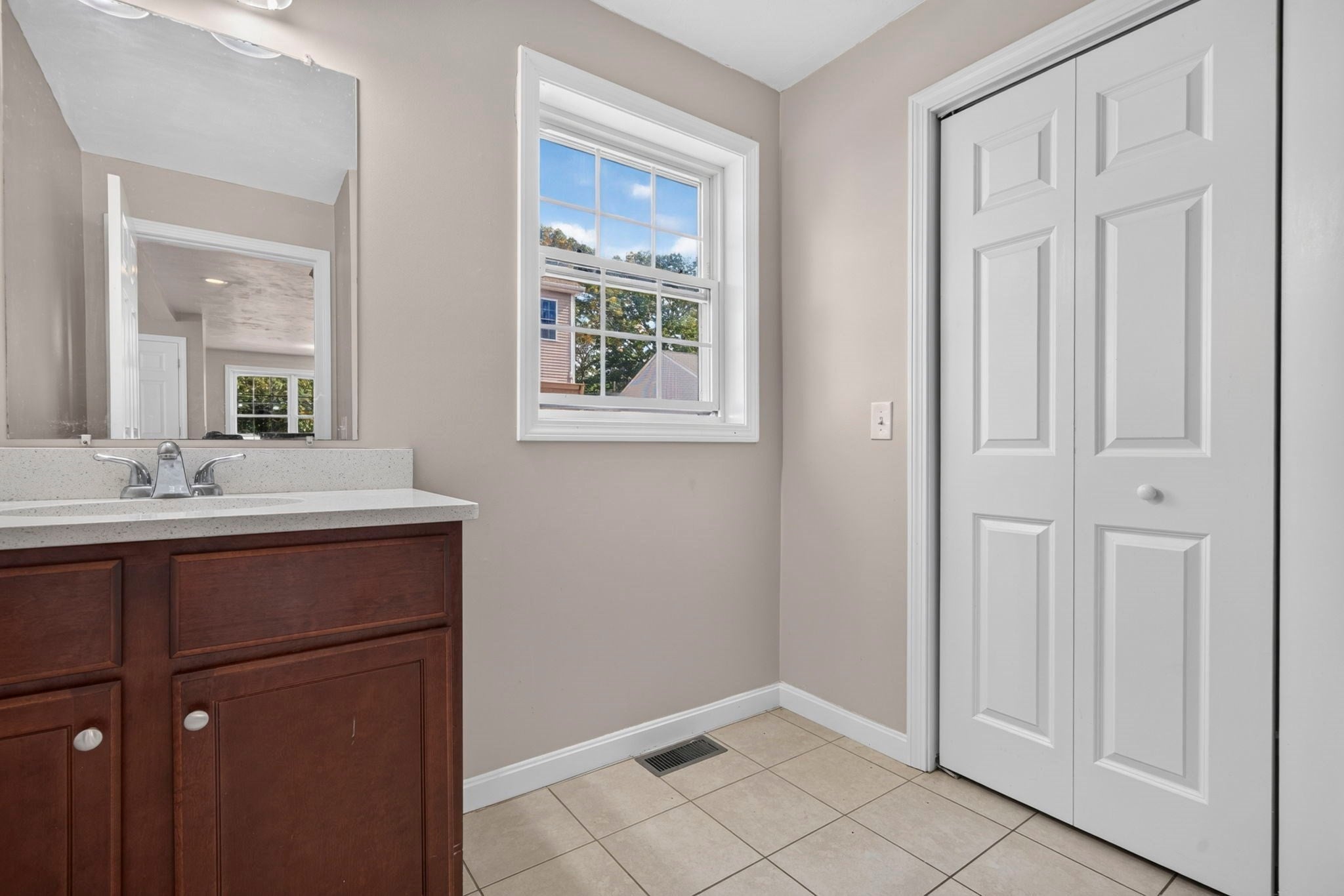 103 Commonwealth Ave, Worcester, MA, 103 Commonwealth Ave, Worcester, MA Photo #10