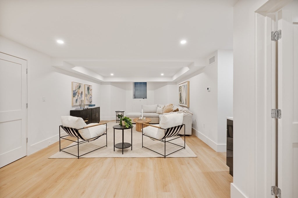 65 Francis St #A, Brookline, MA, 65 Francis St #A, Brookline, MA Photo #21