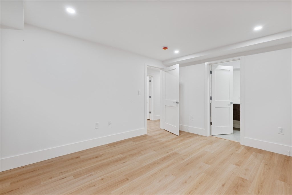 65 Francis St #A, Brookline, MA, 65 Francis St #A, Brookline, MA Photo #32