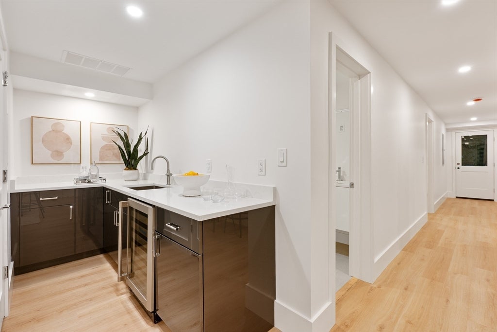 65 Francis St #A, Brookline, MA, 65 Francis St #A, Brookline, MA Photo #23