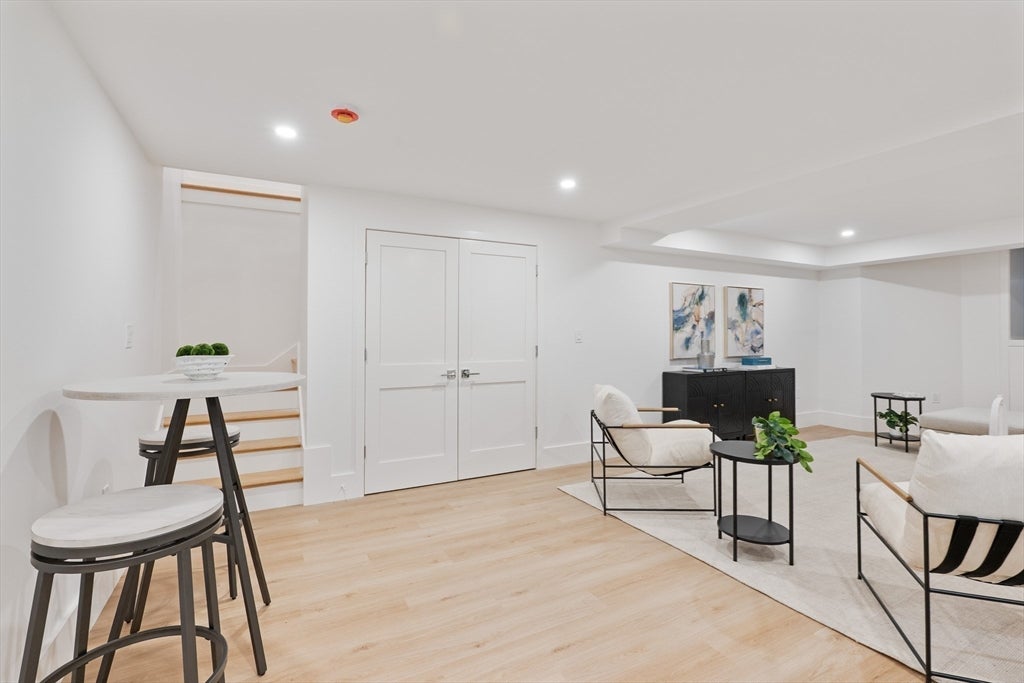 65 Francis St #A, Brookline, MA, 65 Francis St #A, Brookline, MA Photo #22