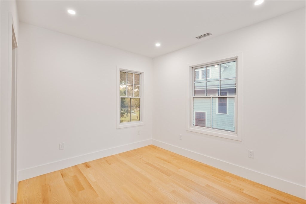 65 Francis St #A, Brookline, MA, 65 Francis St #A, Brookline, MA Photo #25