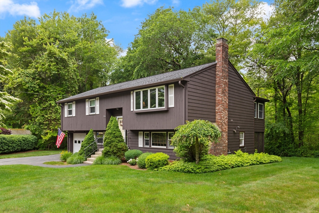 11 Gunwood Ln