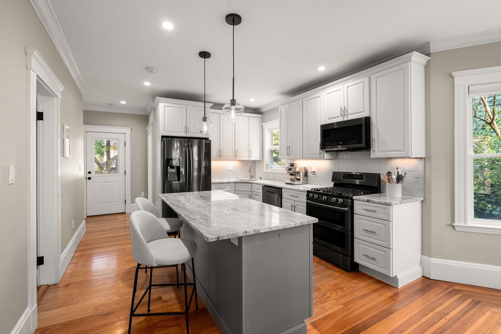 73 Bradfield Ave 1
