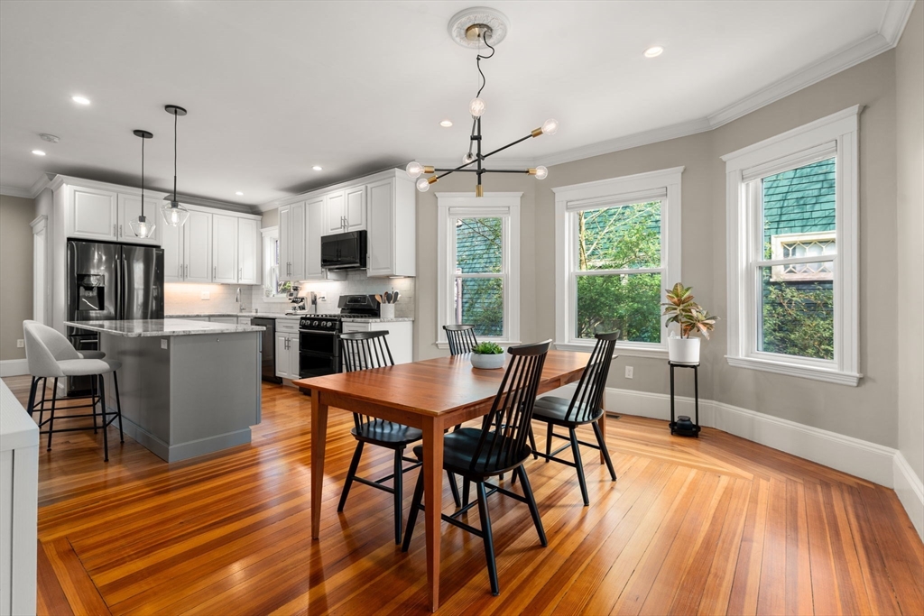 73 Bradfield Ave 1