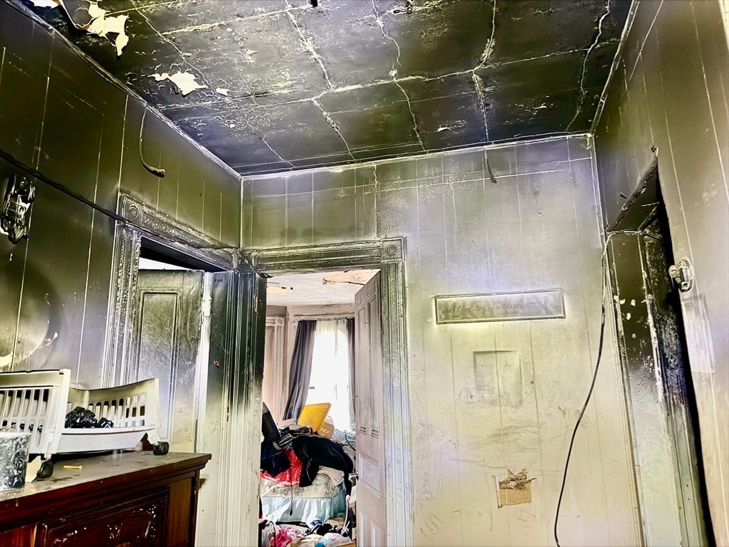 171 Beech St, Holyoke, MA Photo #8