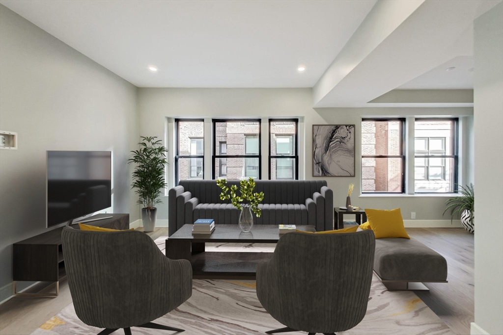 14 N Bennet St 3