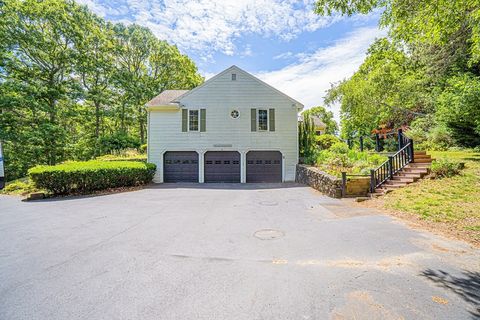 9 Wingfoot Dr. Yarmouth MA 02675