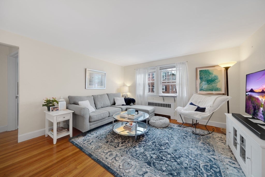 924 Massachusetts Ave #1, Arlington, MA, 924 Massachusetts Ave #1, Arlington, MA Photo #2