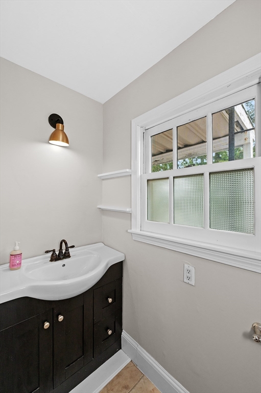 18 Bennett St 2