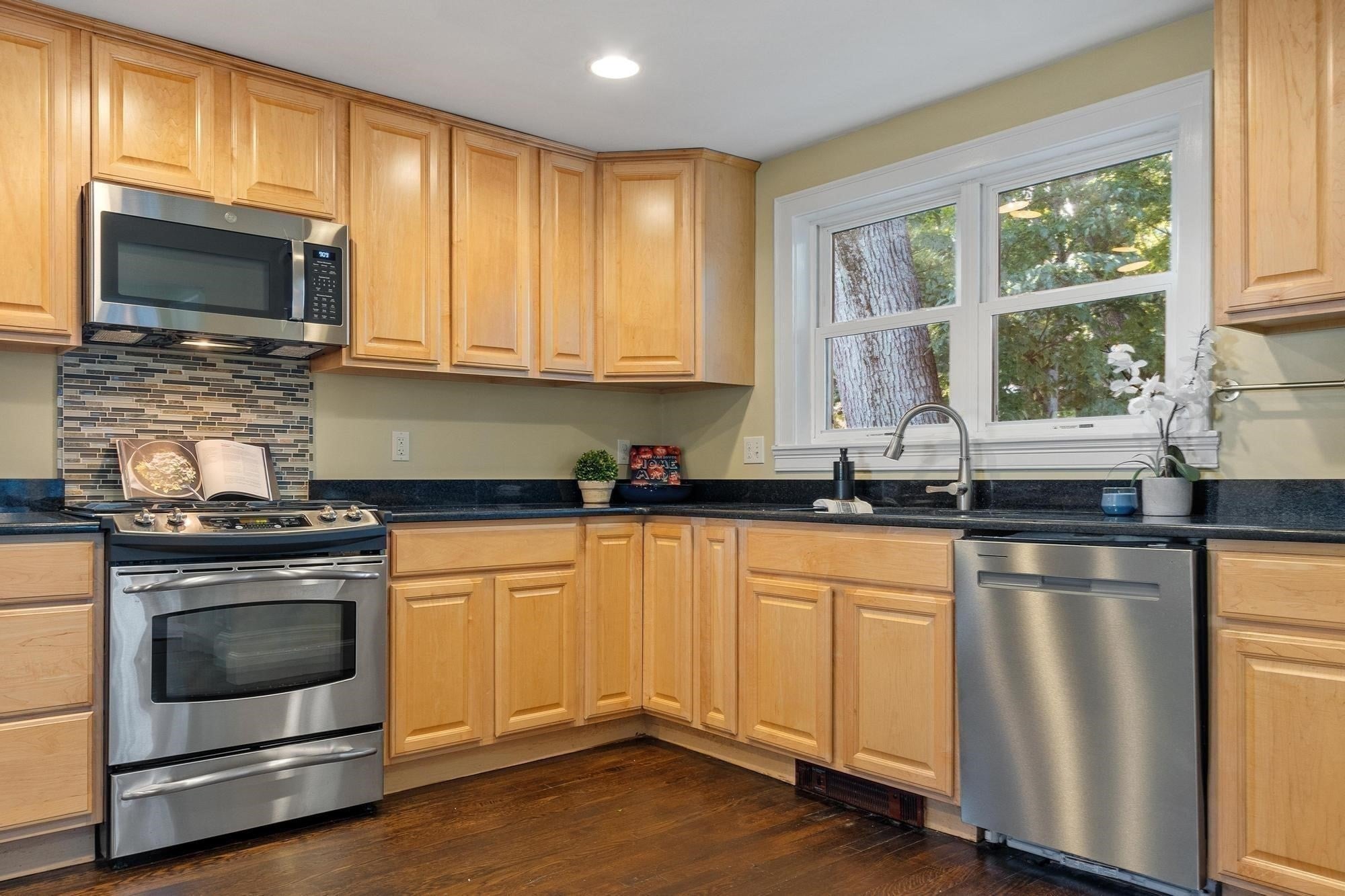 25 Wildwood Rd, Medford, MA, 25 Wildwood Rd, Medford, MA Photo #11